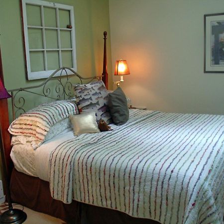 Inn To The Woods Friday Harbor Camera foto