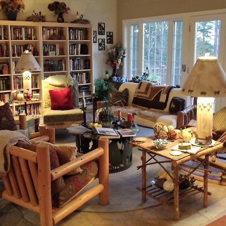 Inn To The Woods Friday Harbor Esterno foto