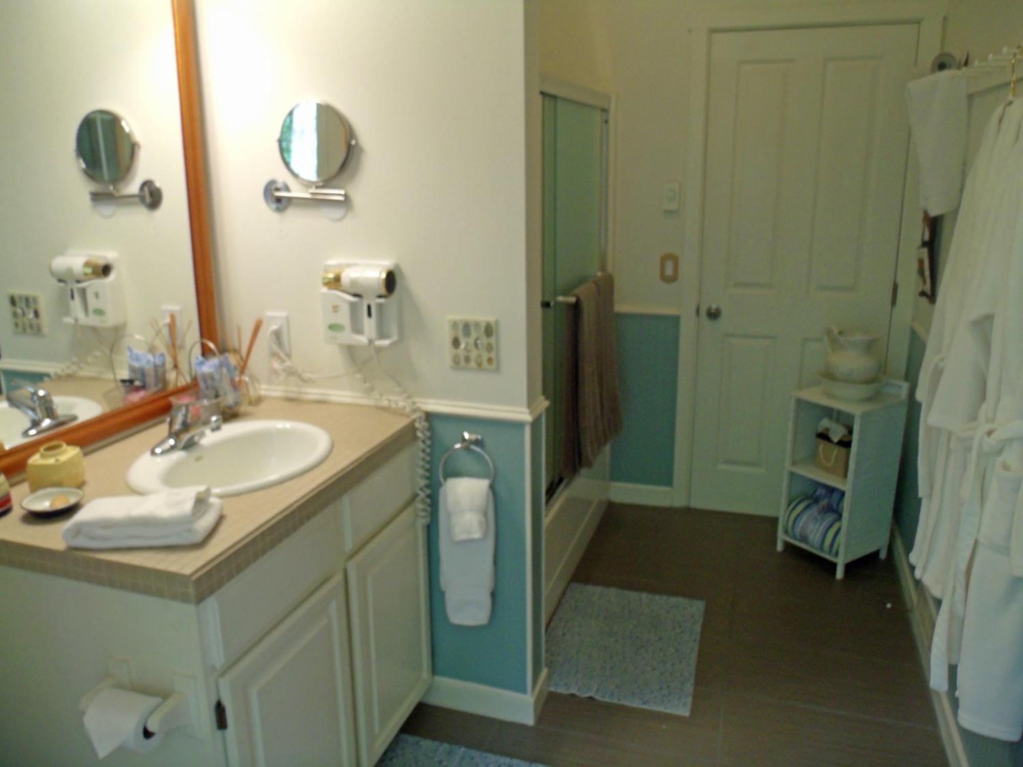 Inn To The Woods Friday Harbor Camera foto